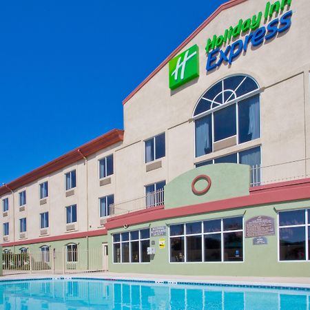 Holiday Inn Express Hotel & Suites Live Oak By Ihg Kültér fotó