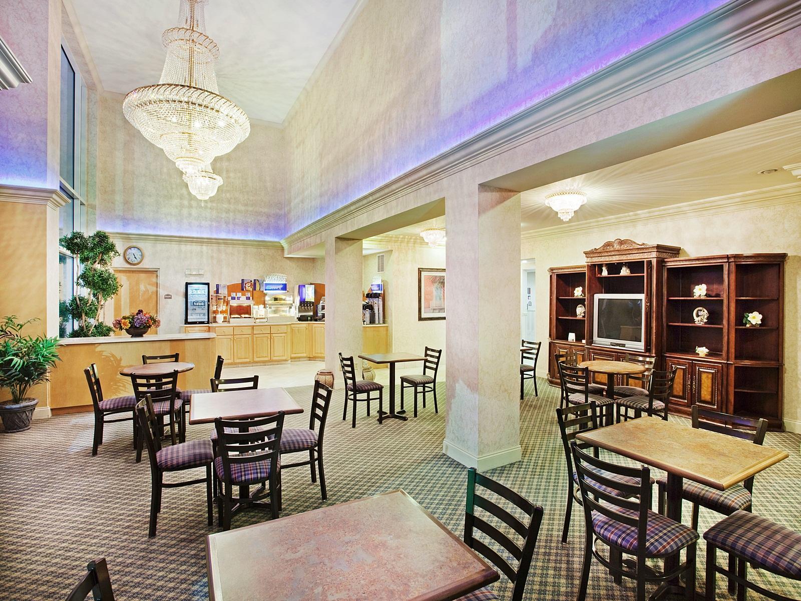 Holiday Inn Express Hotel & Suites Live Oak By Ihg Kültér fotó